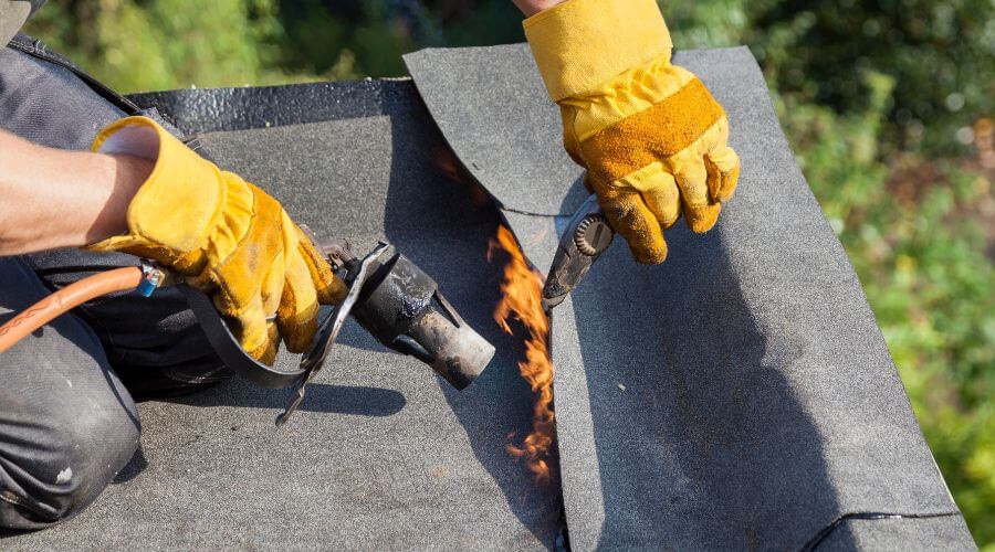 Expert Emergency Roof Repairs services in Davin, WV